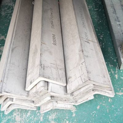 Hot Rolled 201 304 316L Stainless Steel Angle Bar