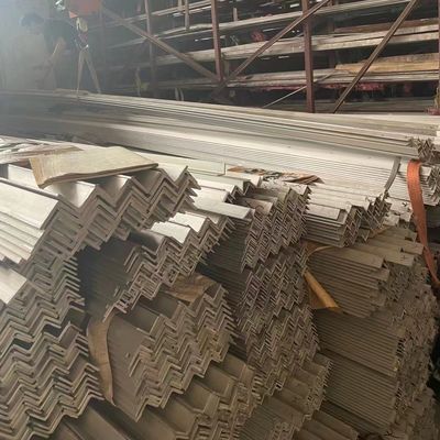 EN DIN JIS GB ASTM Standard Stainless Steel Bar in 6m Length SS Channel Beam / Angle Bars
