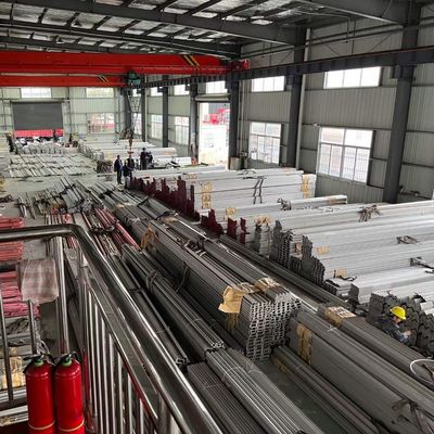 Hot Rolled 304 Stainless Steel Channels SA276 304 SS Channels 4# - 20# Channels