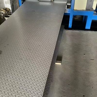 Hot Rolled Cold Rolled Checkered Stainless Steel Plate Anti Slipping