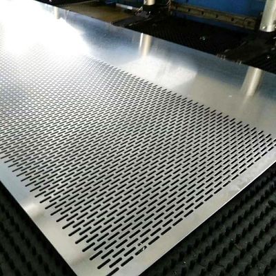 Stainless Steel / Galvanized Steel Perforated Metal Sheet Round Hole Opening Slotted Hole Square Hole Dimple Perforated Non Slip