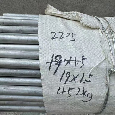 Duplex 2205 Stainless Steel Seamless Pipe EN 10204-3.1 Certified
