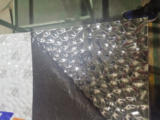 304 316L Grade Stainless Steel Checkered Plate with Polished Surface and Customizable Projections