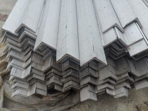 AISI316L Hot Rolled Stainless Steel Angle Bar 30*30-100*100 Bright Surface Angle Steel Bar