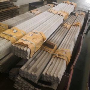 Hot Rolled Pickled Stainless Steel Angle Bar 30*30-100*100mm ASTM Grade 201 304