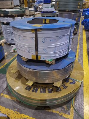 Cold Rolled 409L Stainless Steel Strip with Polished Surface in 1220*2440mm Size for Decoration and Construction