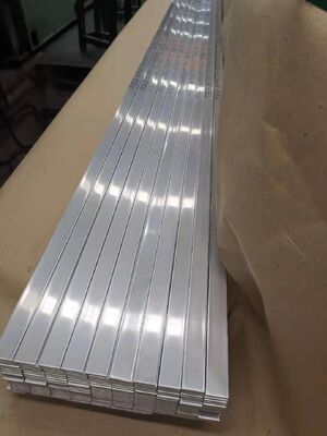 304 Stainless Steel Flat Bar Hot Rolled with Polished Surface for Building and Decoration