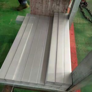Hot Rolled Polished Surface Stainless Steel Flat Bar with Width 10-600mm Direct Factory Supply