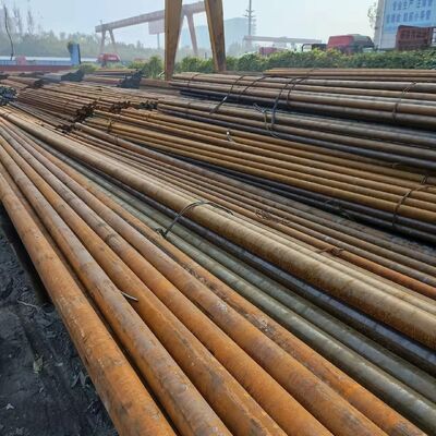 Black Surface Alloy Seamless Steel Pipe AISI 4130 Steel Tube with OD 6-630mm for High Temperature Applications