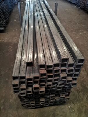 S355JR S355J0 S355J2 Square Steel Pipe and Square Tube with Black Surface in 30*30-300*300 Sizes