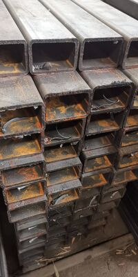 Black Surface S355JR Grade Square Steel Pipe 30*30-300*300mm Hollow Welded Steel Pipe