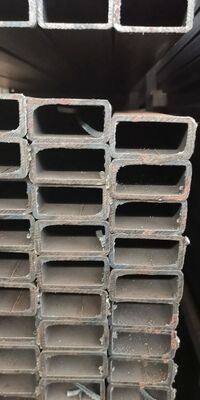 ASTM A500 Square Steel Pipe with Black Surface Treatment in 30*30-300*300 Hollow Section