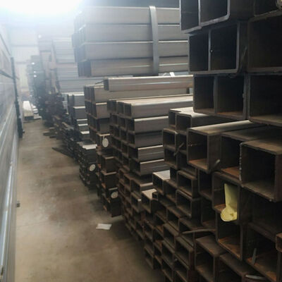 Factory Supply S235JR S355JR Square Tube with Black Surface Treatment Size 40*40 - 500*500