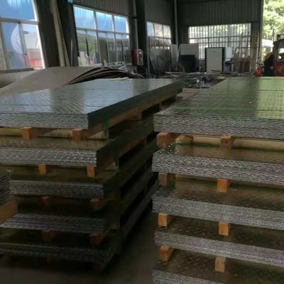 0.5mm 1mm Checkered Plate Stainless Steel Cold Rolled 201 202 304 310 316L