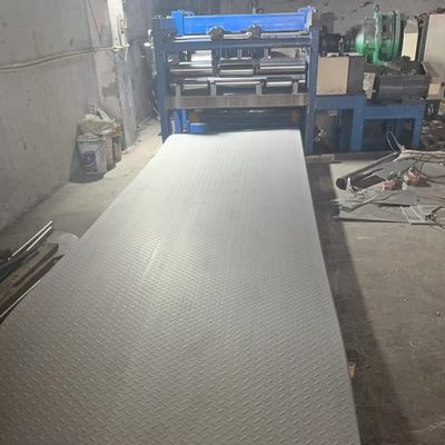 Aisi 304 316 Prime Stainless Steel Checker Plate Low Colbalt Ss One Bar Two Bar Three Bar Five Bar