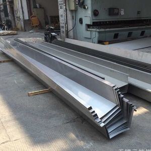 Cold Rolled Stainless Steel Gutter with Bright Surface and Custom Cutting for Roofing