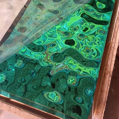 AISI304 Mirror Surface Water Ripple Stainless Steel Sheet with Laser Film for Decorative Applications