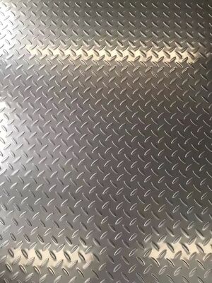 Hot Rolled Stainless Steel Checkered Plate with Polished Surface and Customizable Projections