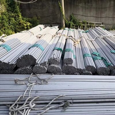 Corrosion Resistant ASTM 304 Hot Rolled Stainless Steel Pipe and SS Tube