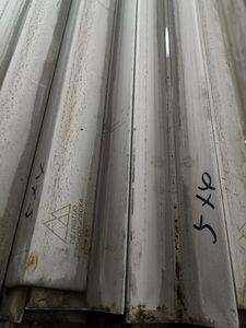 Hot Rolled Stainless Steel Angle Bar SS304 316L 310S Unequal Angle Bar for Structural Applications