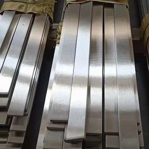 Hairline Finishing Cold Drawn Stainless Steel Flat Bar with Width 10-600mm for Lift Applications