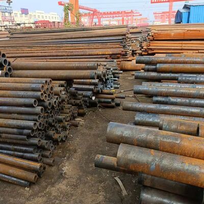 Black Surface Alloy Seamless Steel Pipe AISI 4130 Steel Tube with OD 6-630mm for High Temperature Applications