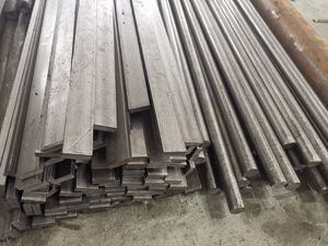 SAE4340 Steel Round Bar Hot Rolled Annealed 228HB Hardness Free of Scale Surface Rectangular Bar