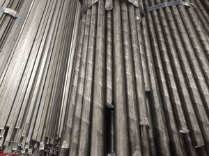 Polished Surface High Tensile Strength 4340 Alloy Steel Round Bar for Mold Steel Applications