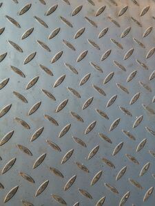 A36 Q235B ST37 Hot Rolled Diamond Floor Plate Checker Plate with 2.0mm-12mm Thickness