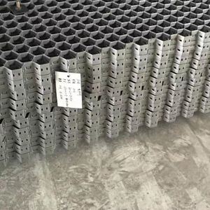 Heat Resistant Grade 304 Stainless Steel Wire Mesh with Twill Weave Tortoise Shell Net for Boiler Applications