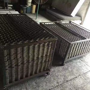 Stainless Steel Wire Mesh with 50*50mm Hole Size in Grade 410S for Boiler Applications